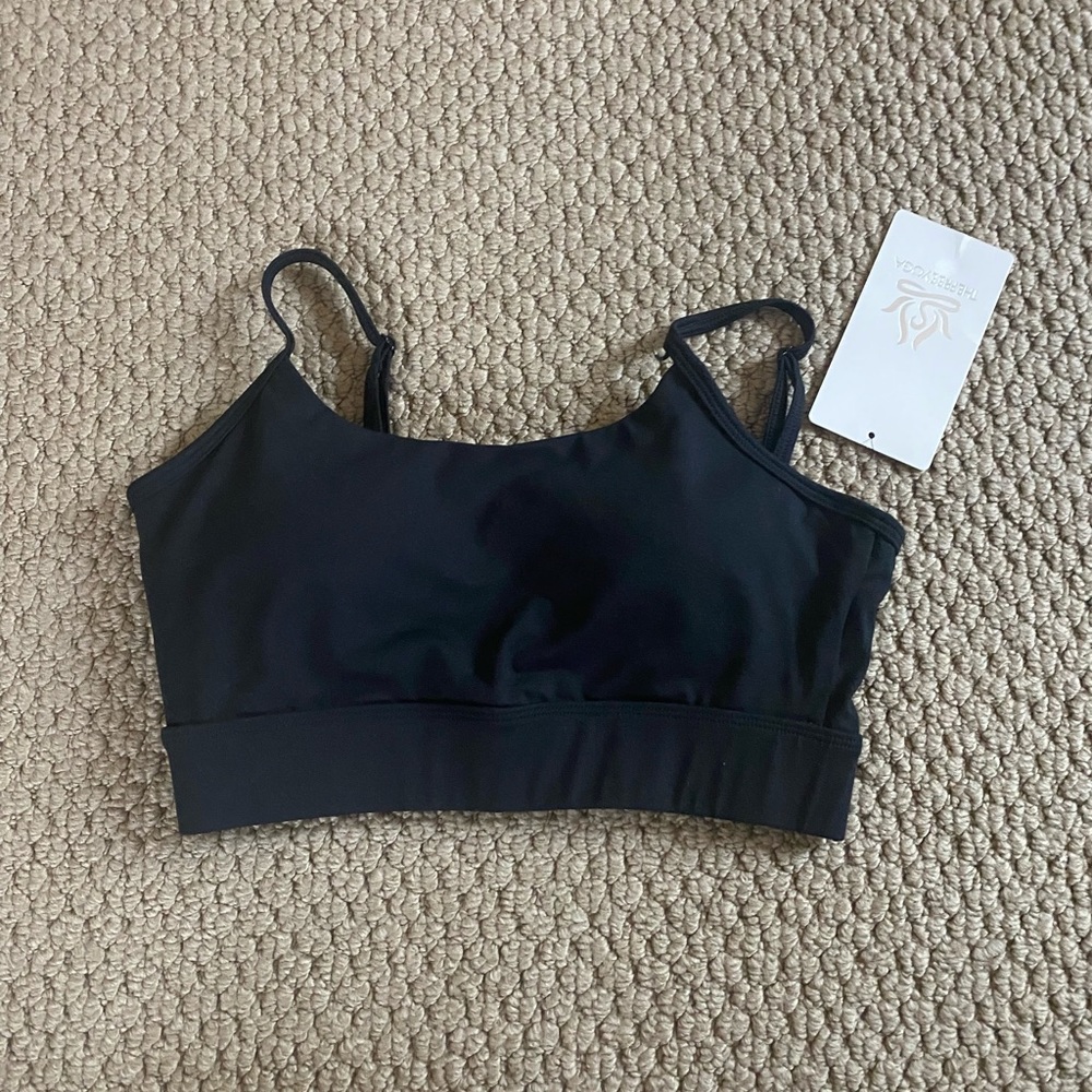 Black supportive sports bra lots of padding